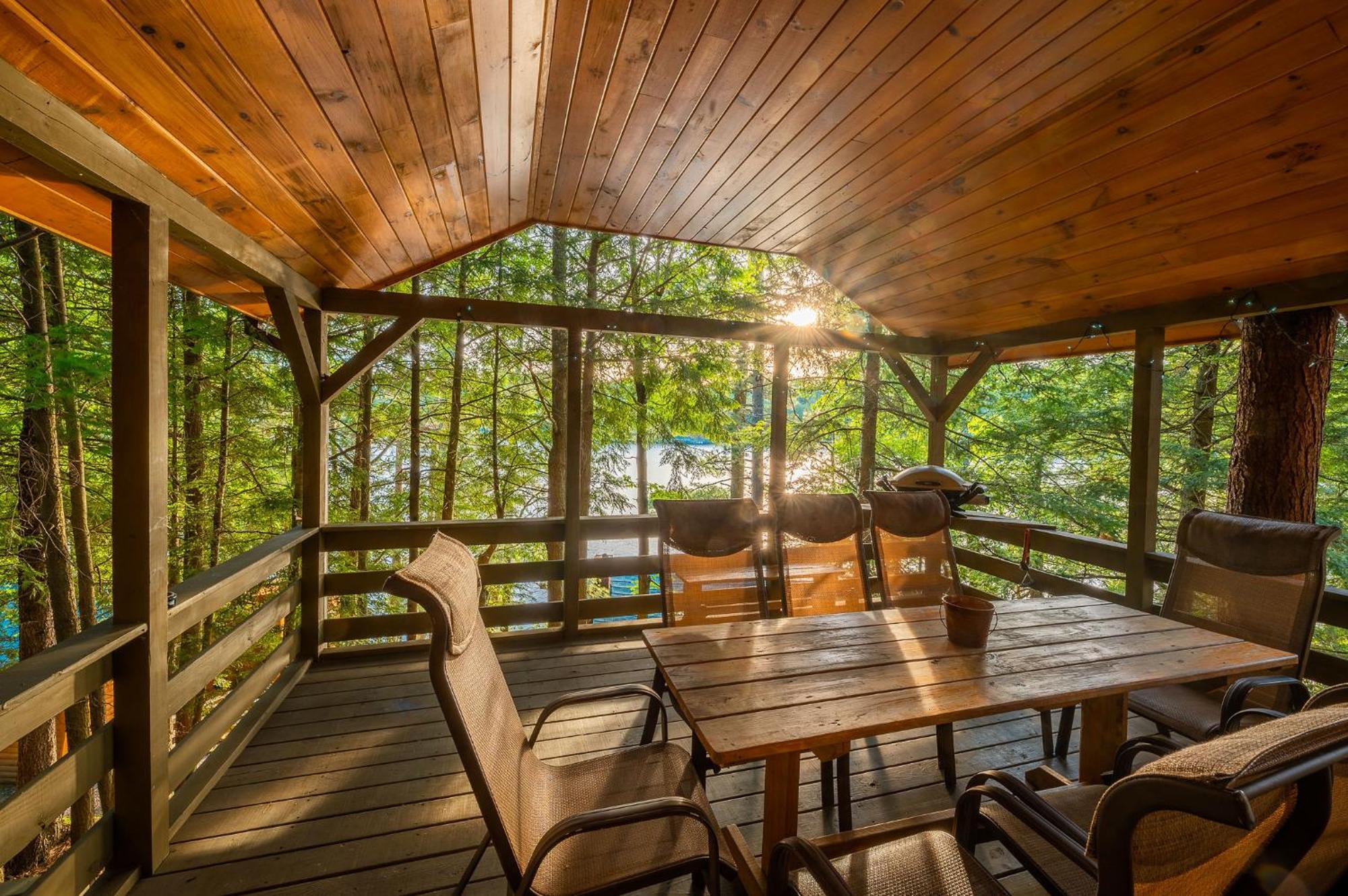 Motel Long Lake And Cottages エクステリア 写真